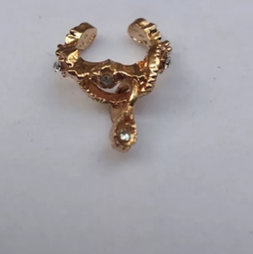 ◇Lisa◇ Gold Cuff Earring - Picture 5 of 5